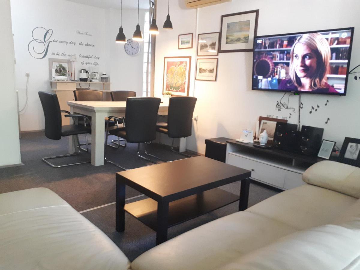 Apartment Iggory Pula Extérieur photo